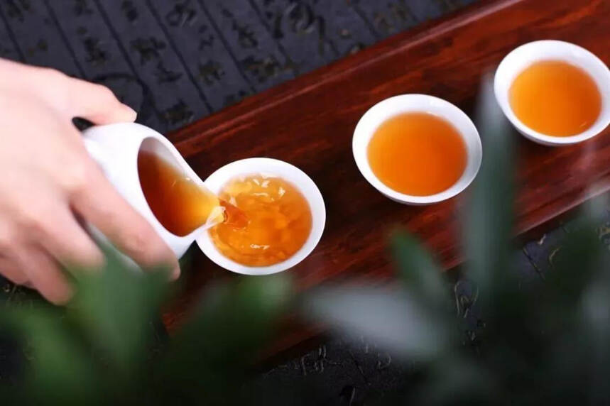 陆羽茶交所科普丨茶叶最新泡法——冷泡茶到底靠不靠谱？