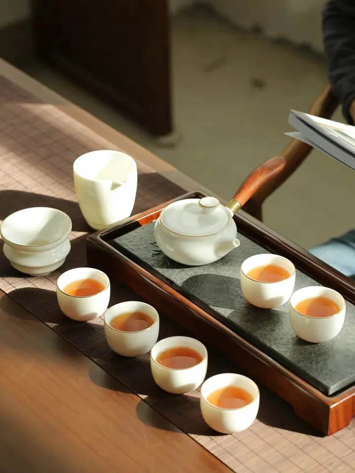 品质很差的福鼎白茶是什么口感？