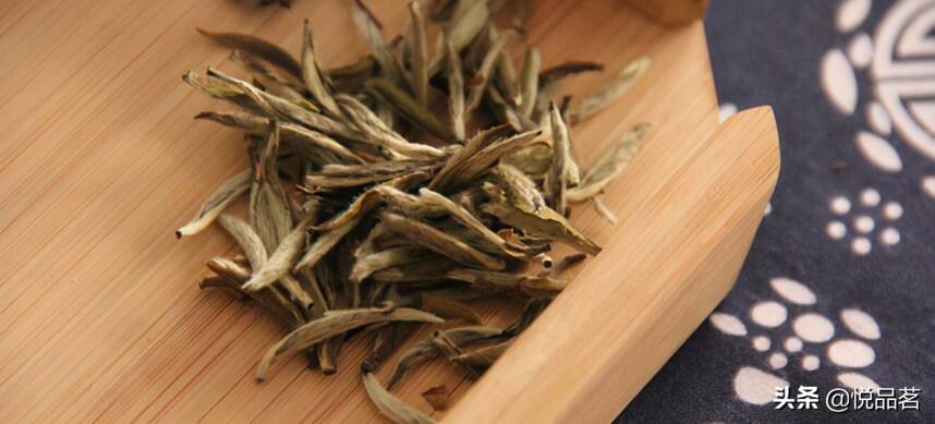 好的老白茶一斤多少钱？如何妥善保存老白茶转化更好呢？