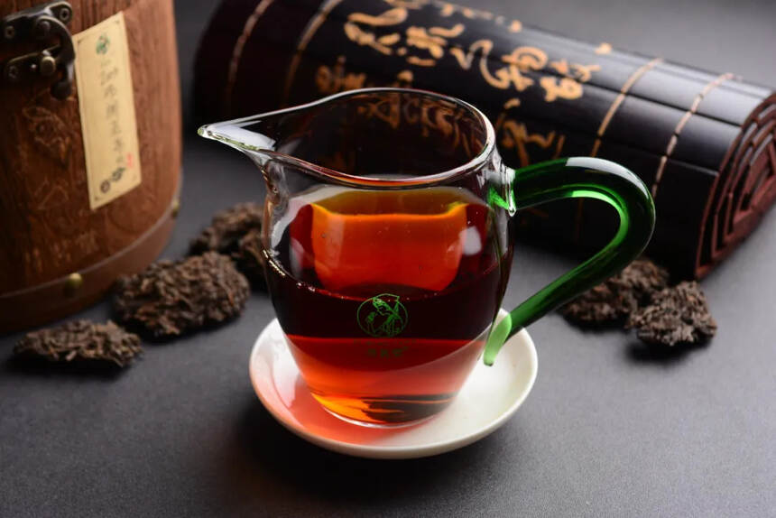 普洱熟茶堆味是怎么来的？怎么喝茶可以去除堆味？