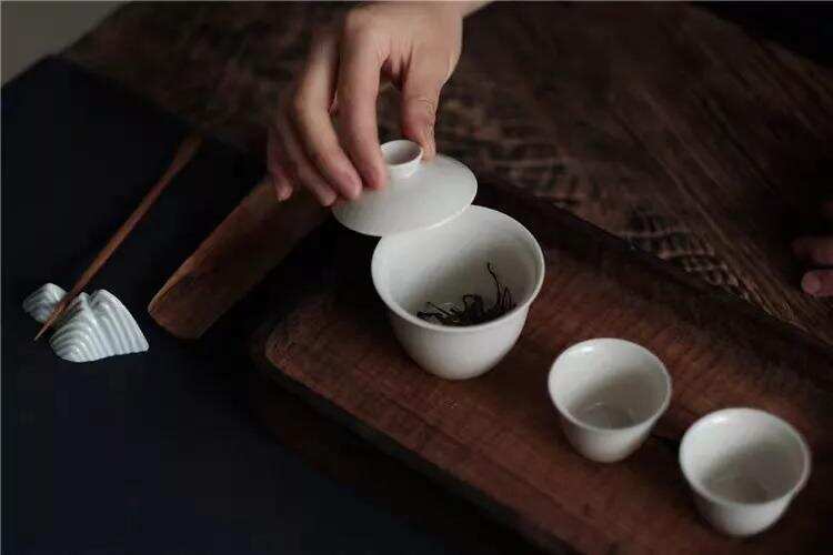 秋白茶大盘点！我们平常说的秋白茶指的是哪些茶？