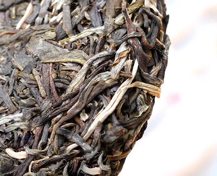 5招教你如何辨识普洱茶的“干仓”和“湿仓”