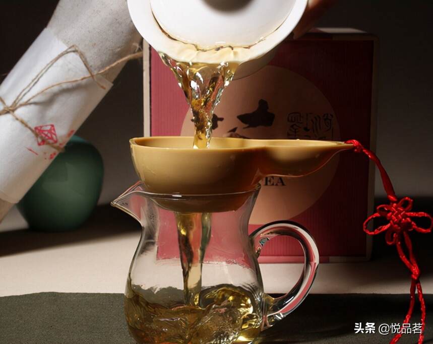 金骏眉红茶的香气感有什么特点？好的金骏眉汤色是怎样子的？