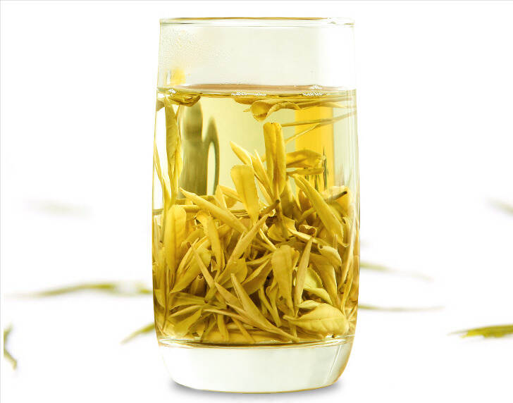不再“绿”的茶树鲜叶，做出来的茶怎么样？
