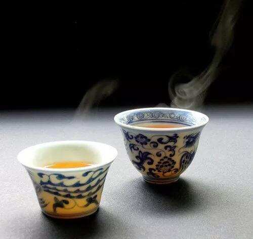 大寒已至丨喝惯普洱、岩茶的人，想尝试福鼎白茶，要怎么选择？