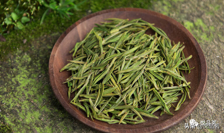 安吉白茶属于绿茶的一种吗？为什么安吉白茶会有白茶两个字？