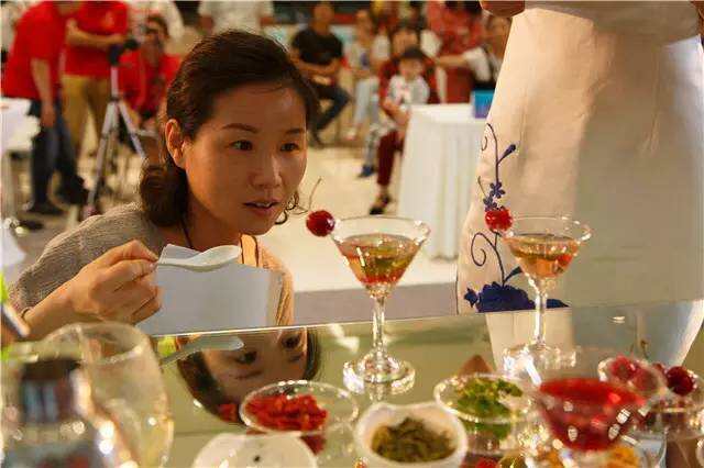 斗出国际范爱上中国茶 首届中国国际茶叶博览会斗茶大会圆满举办