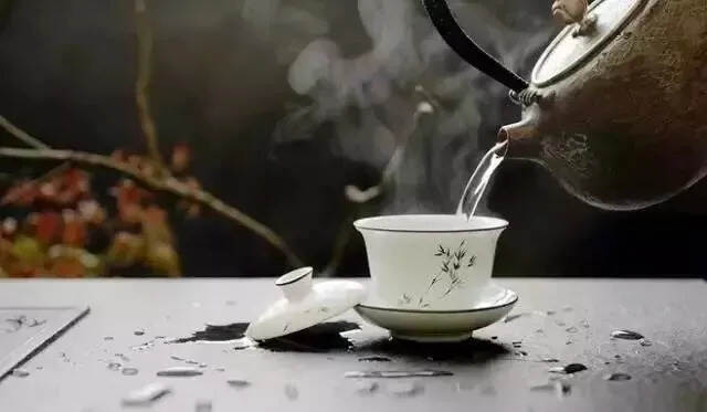 喝茶出汗，是因为对“茶气”的耐受力低么？