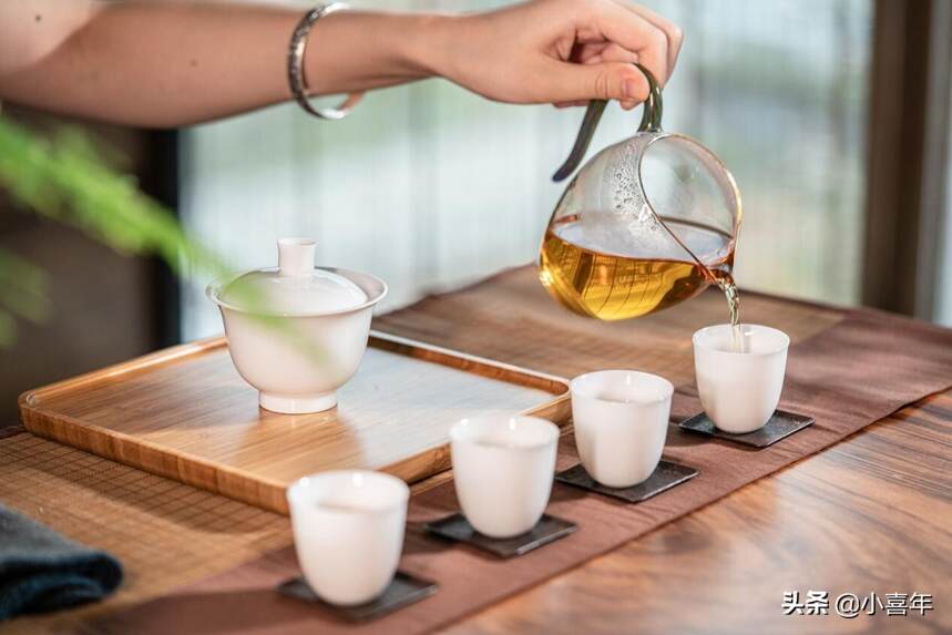 茶知识 | 新茶VS老茶，pick哪一款？