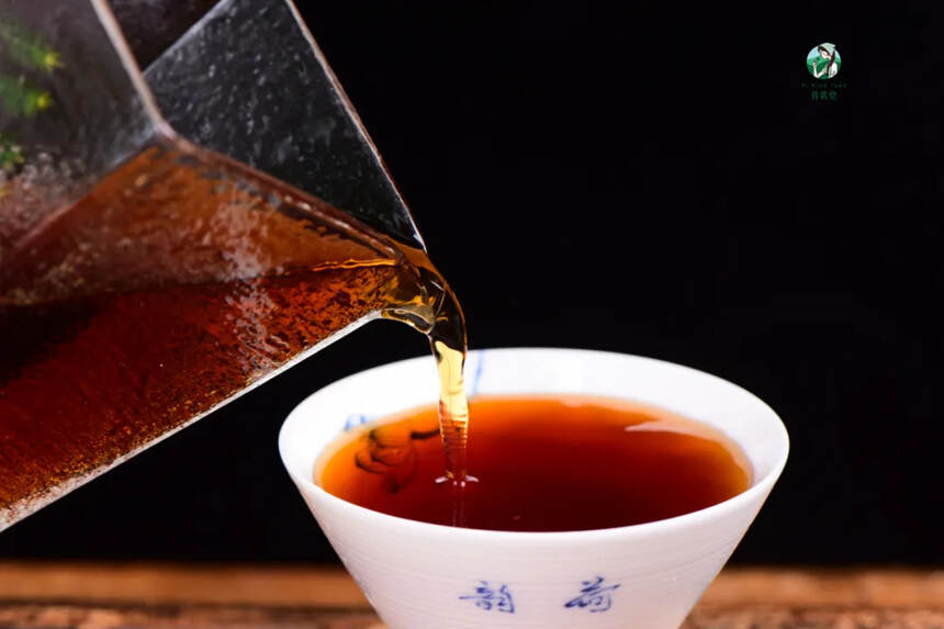 白露后，秋风起，秋凉至，喝什么茶更舒服养胃？