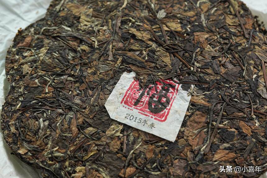 解答网络热门话题：茶叶放得越久就会越香吗？