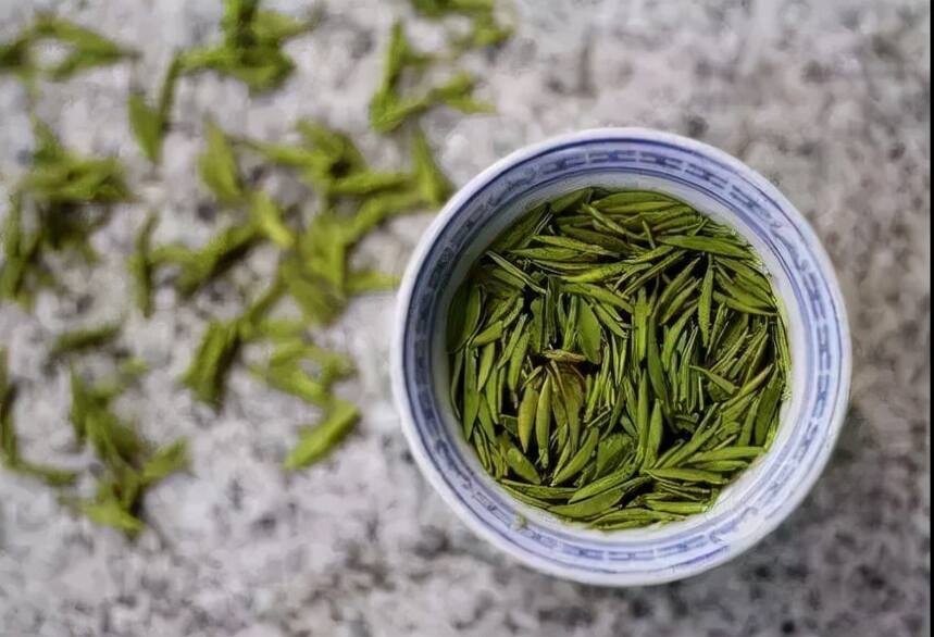 中国茶道在于简，在于自然