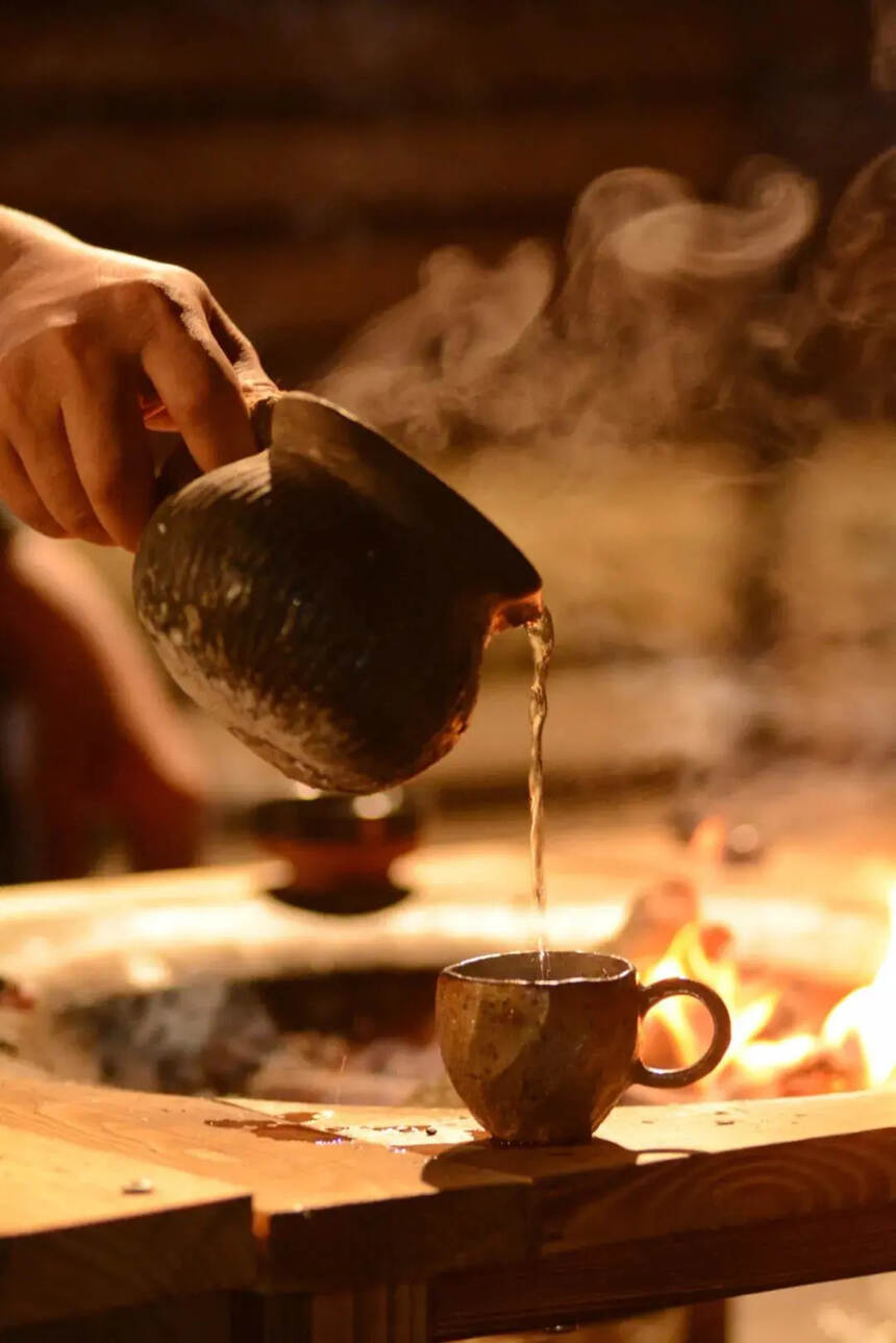 寒潮来袭，喝点温润的茶，是适合隆冬喝的三款茶
