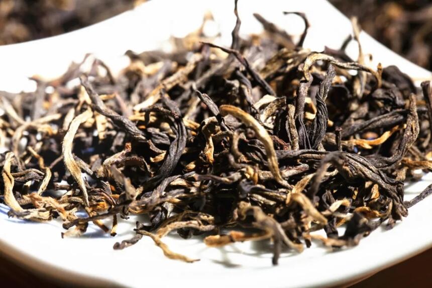 孔明兴茶：普洱茶最早的传说