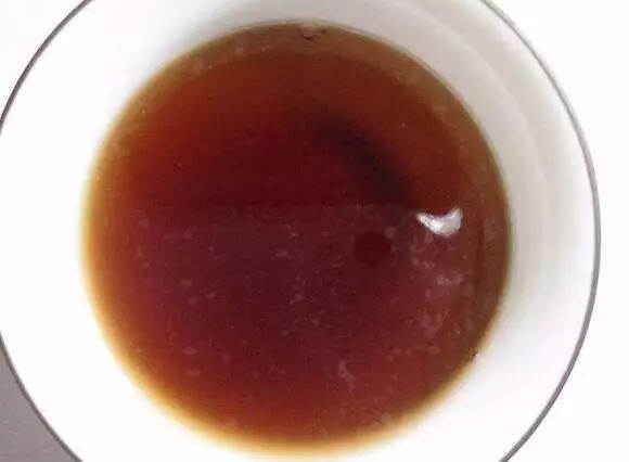 隔夜茶水飘着油也就算了，为啥有时刚泡的茶汤表面也会有？