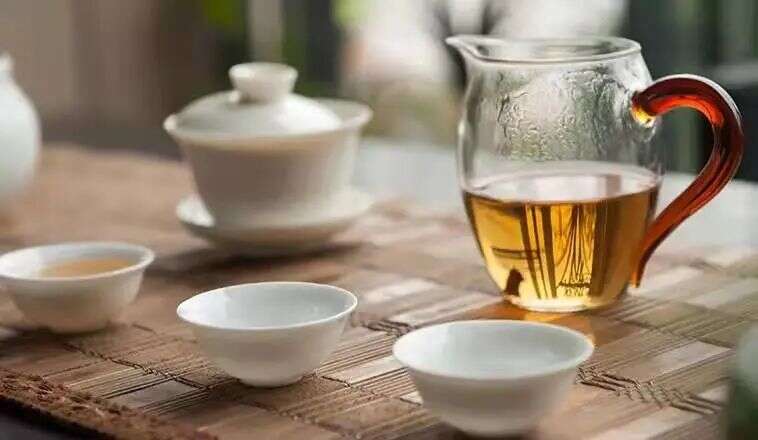 泡茶经典难题：需要多少水温？多少茶叶？多久出汤？