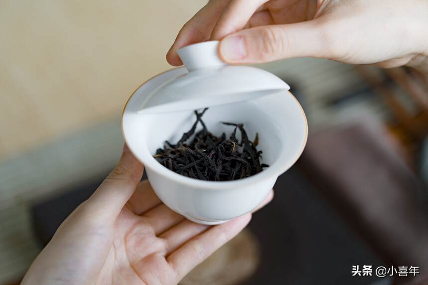 几千块的茶叶刚买一年就变味儿了？主要原因是什么？
