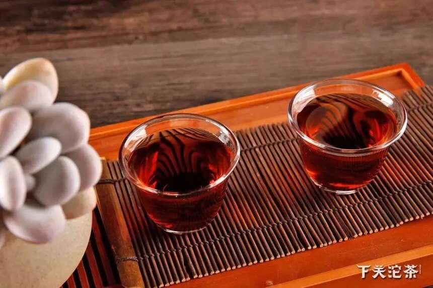 冬日一杯暖茶，关茶时刻相伴！