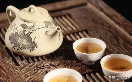 茶在爱茶人的心里，早已不仅仅是茶，它更像是百态人生