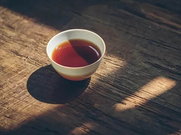 绿茶、红茶、白茶、乌龙茶、普洱茶，六大茶类里，哪一泡茶好喝？