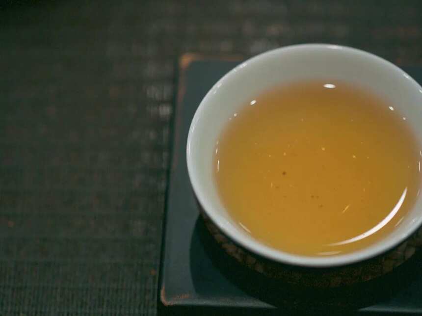 观茶形、闻茶香、品茶味，轻松鉴别六大茶类的品质（二）