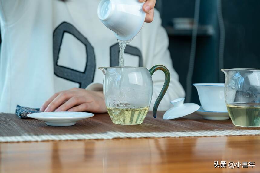 “快速出汤”是不是不专业？为什么不按照国际专业茶叶审评泡茶？