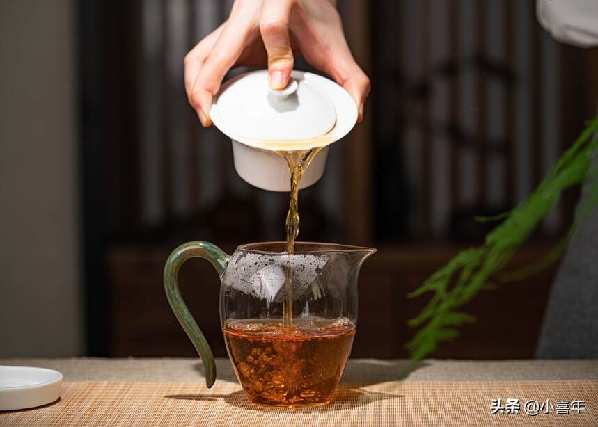 红茶分类知多少，国内外的人们喝红茶有什么不同？