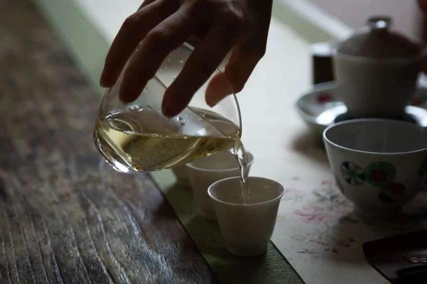 建盏、紫砂壶、盖碗，喝茶你喜欢用哪种茶器？