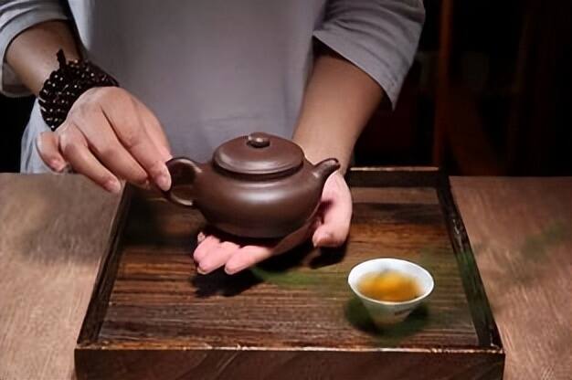 爱茶人士都知道的10个茶桌“暗语”，你知道几个？