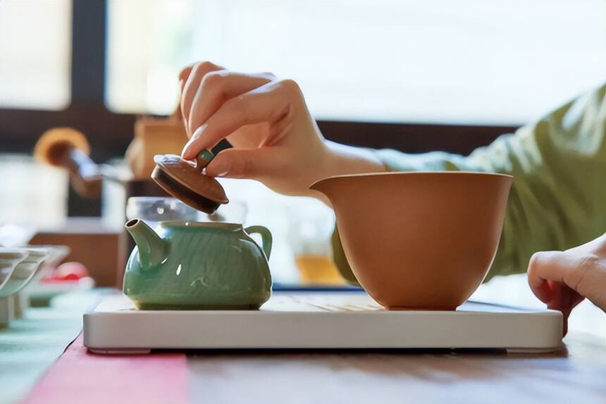好茶配好器，两分钟教你如何挑选到心仪的陶瓷茶具