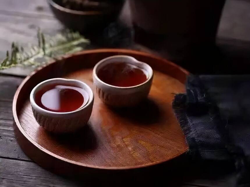 清香绿茶，鲜香白茶，醇香黑茶，不同的茶有不同的香，学懂茶香