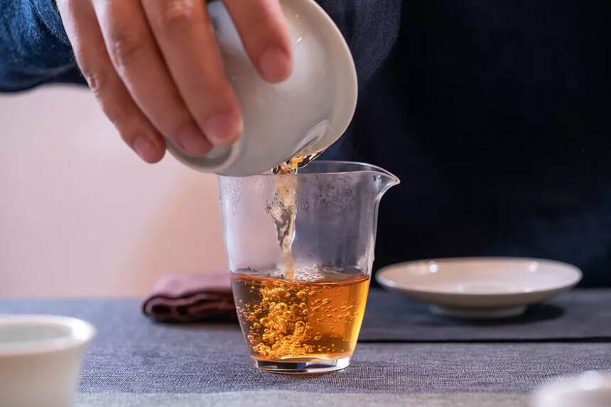 陈放3年的福鼎老寿眉该有的3个特征，你藏的白茶有吗？