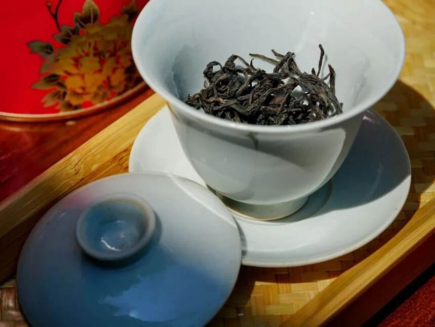 乌龙茶的“乌龙”，大红袍、水仙、肉桂、正山小种，你分得清么？