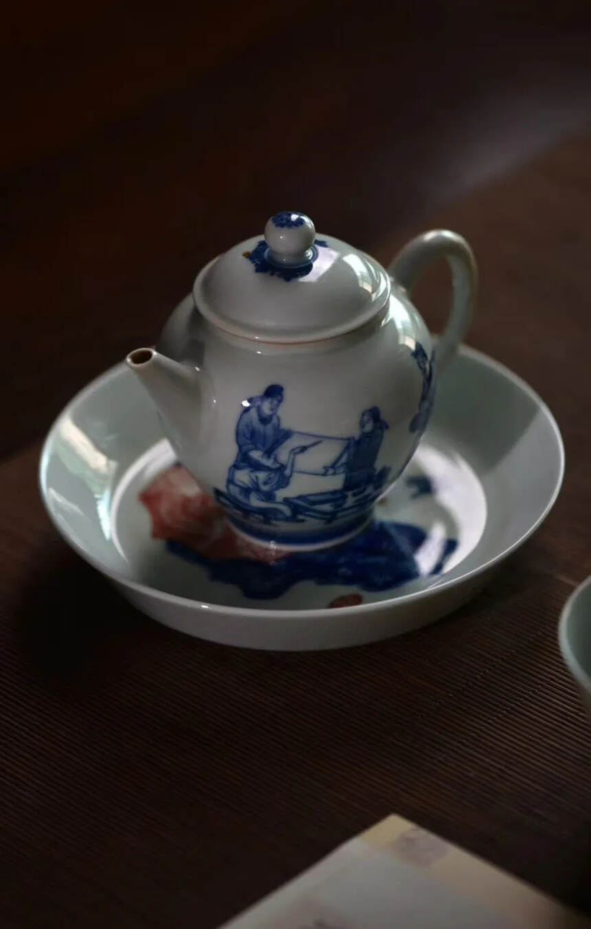 夏季湿热，由古人存茶的方法，谈白茶该如何保存