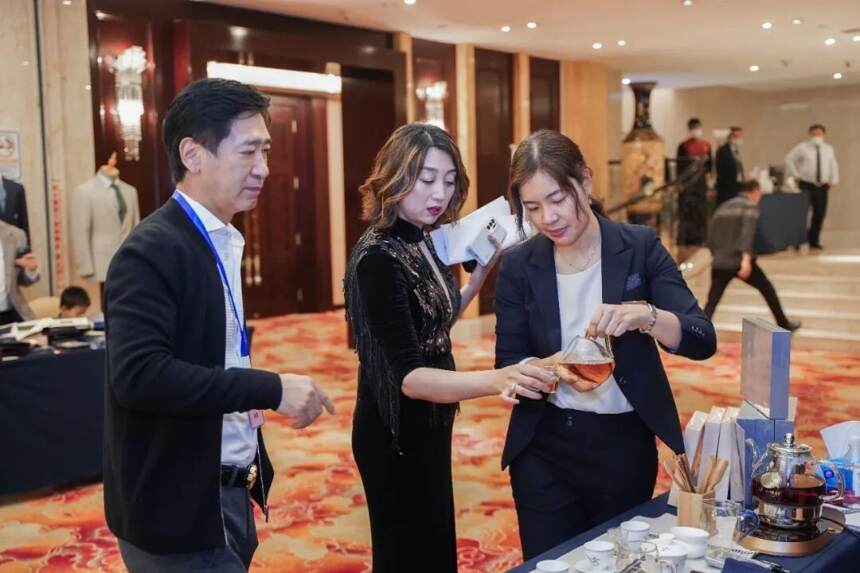 泰美茶镇与广东省健康饮食文化协会达成战略合作伙伴关系