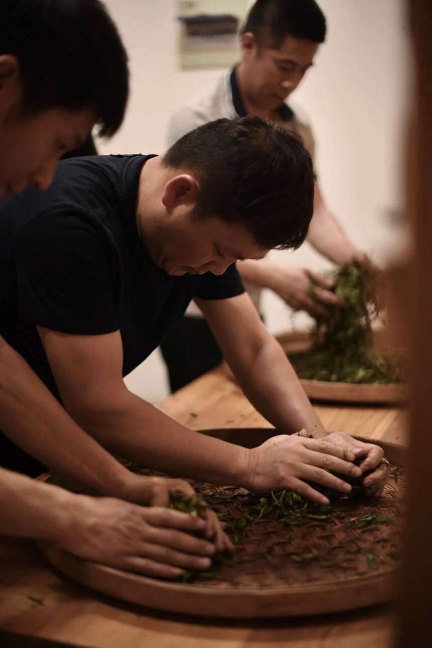 非遗传承之——“岩骨花香”是世代武夷山茶人技艺的延续