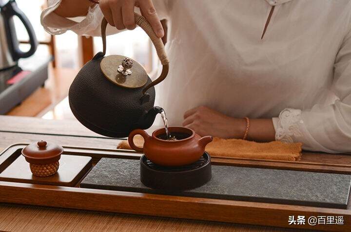 普洱茶的生津回甘到底是一种什么样的感受？
