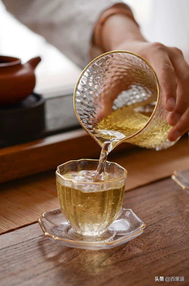 普洱茶为什么能喝出花蜜香？