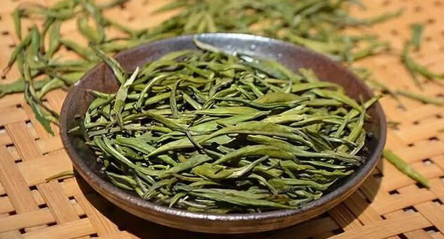 云南传统名茶—滇青