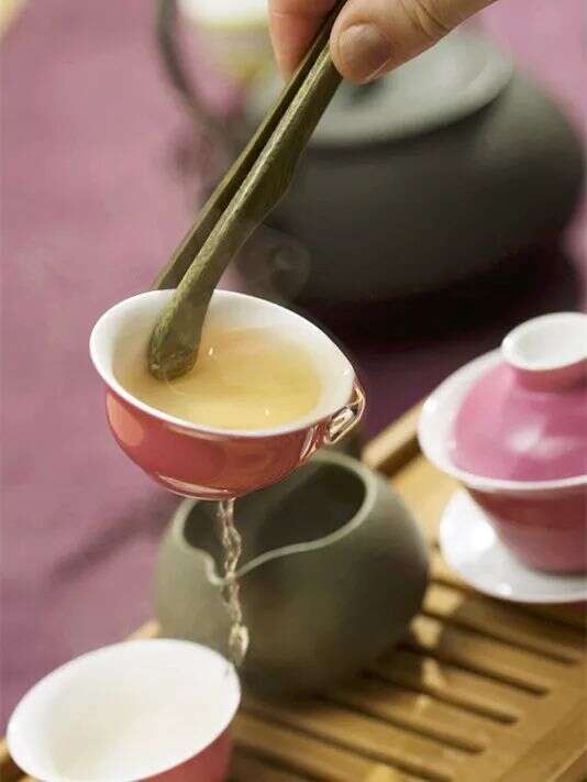 大红袍，水仙，肉桂，武夷岩茶三大花旦；学会喝茶，精彩生活
