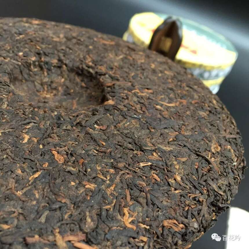 茶知识丨当您收藏的普洱茶发霉了，该怎么处理呢？
