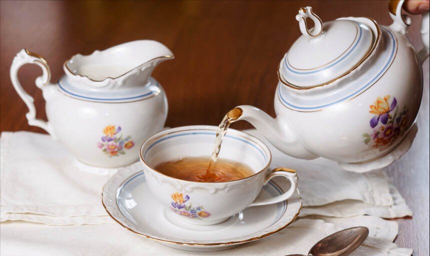 红茶的起源 | 这杯来自东方神秘的红色液体让英国人如痴如醉