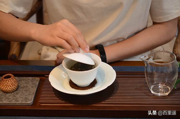 闲来喝茶时，最佳的茶与茶器的搭配，让你泡出一盏更好的茶汤