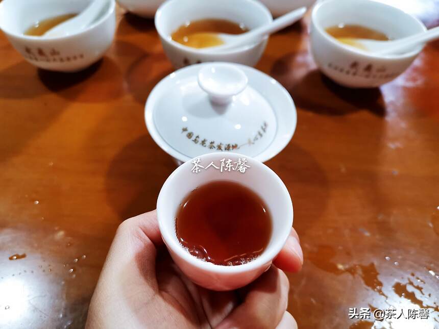 寒夜客来茶当酒，共读中国茶文化