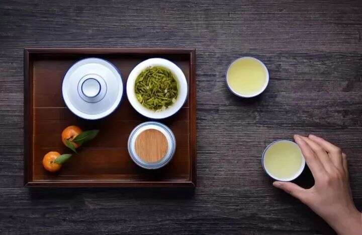 为什么中国人喜欢送茶？