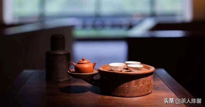 茶文化浓郁的潮汕，为什么喝茶只用三个杯子？