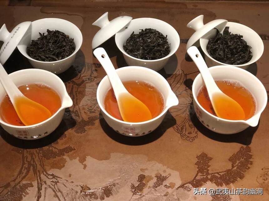 武夷岩茶老枞水仙跟我们普通的水仙的区别是什么？