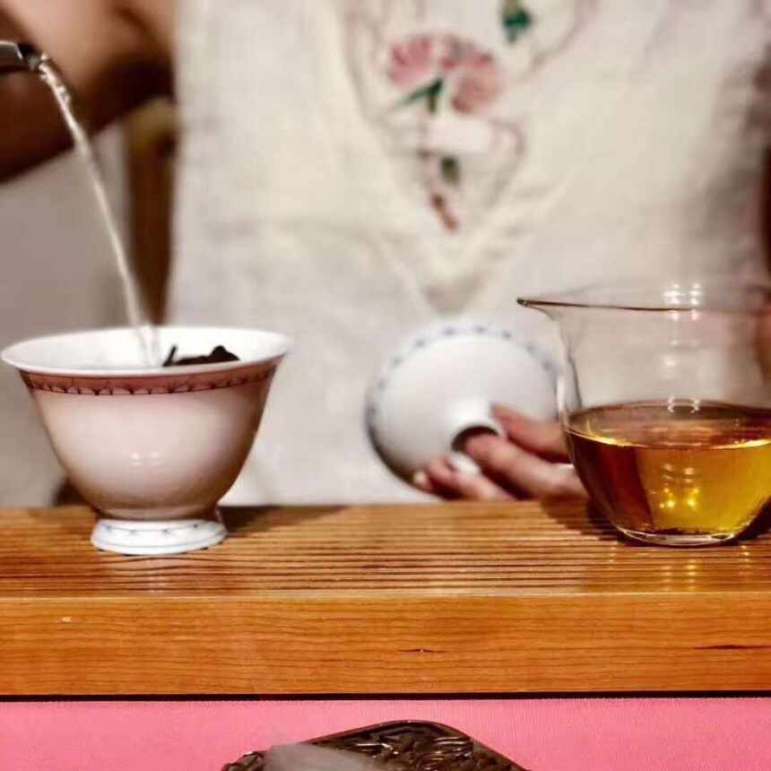 如何冲泡生普洱茶的新茶？