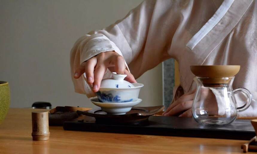 茶知识丨普洱茶怎样存放才能升值？