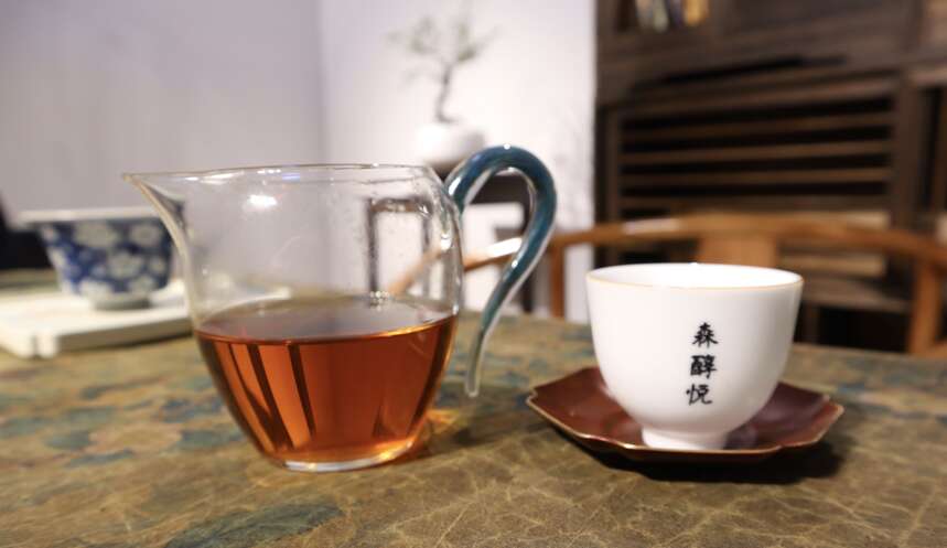 普洱茶中为什么老茶比新茶便宜？不是越陈越香，越老越值钱吗？